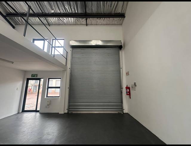 146M² WAREHOUSE FOR SALE IN BARBEQUE DOWNS